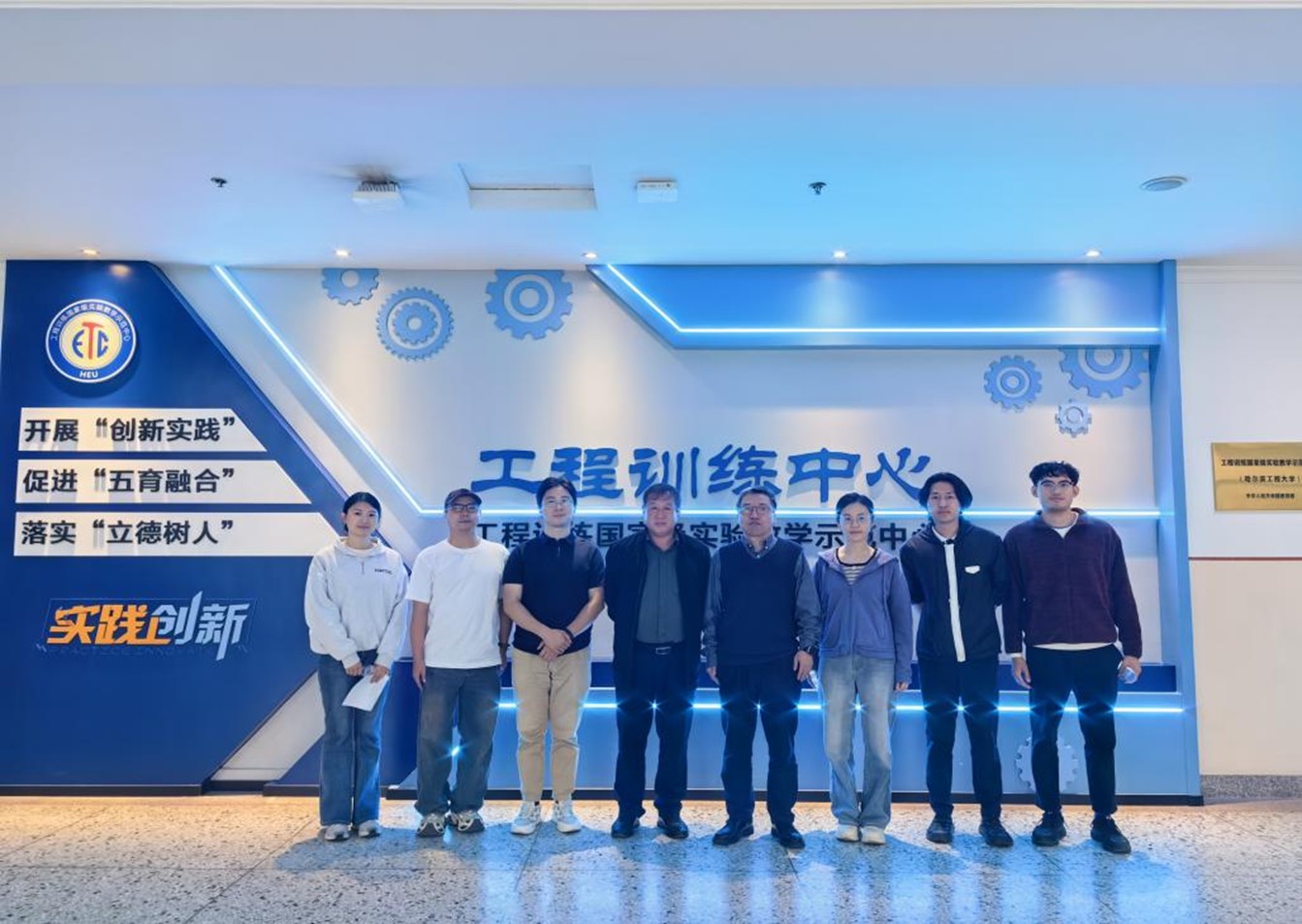 6154d67d773775312d595a9fc279e23